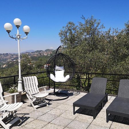 Villa La Vivagna - Casa Vista Mare Tra Gli Ulivi Leivi Exterior foto